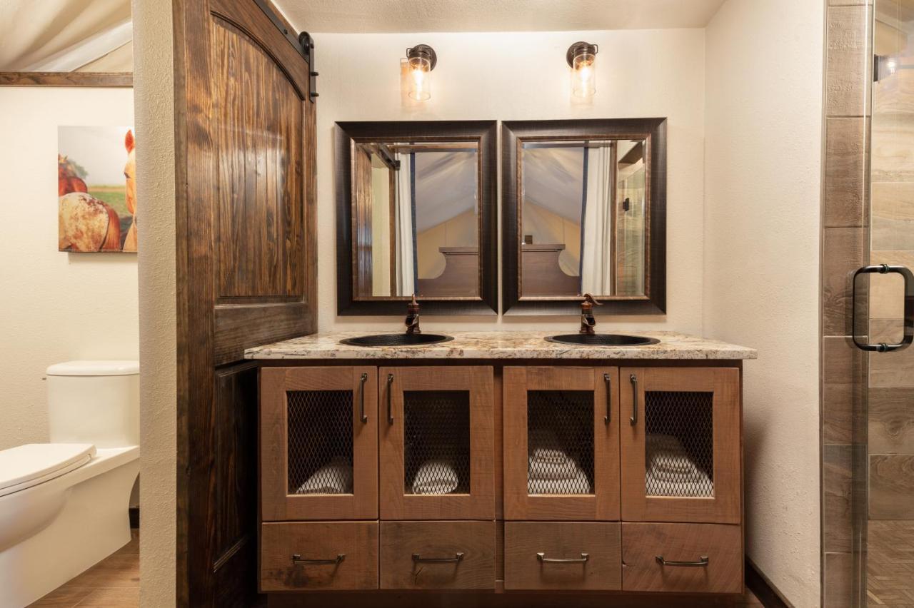 Westgate River Ranch Resort & Rodeo Экстерьер фото