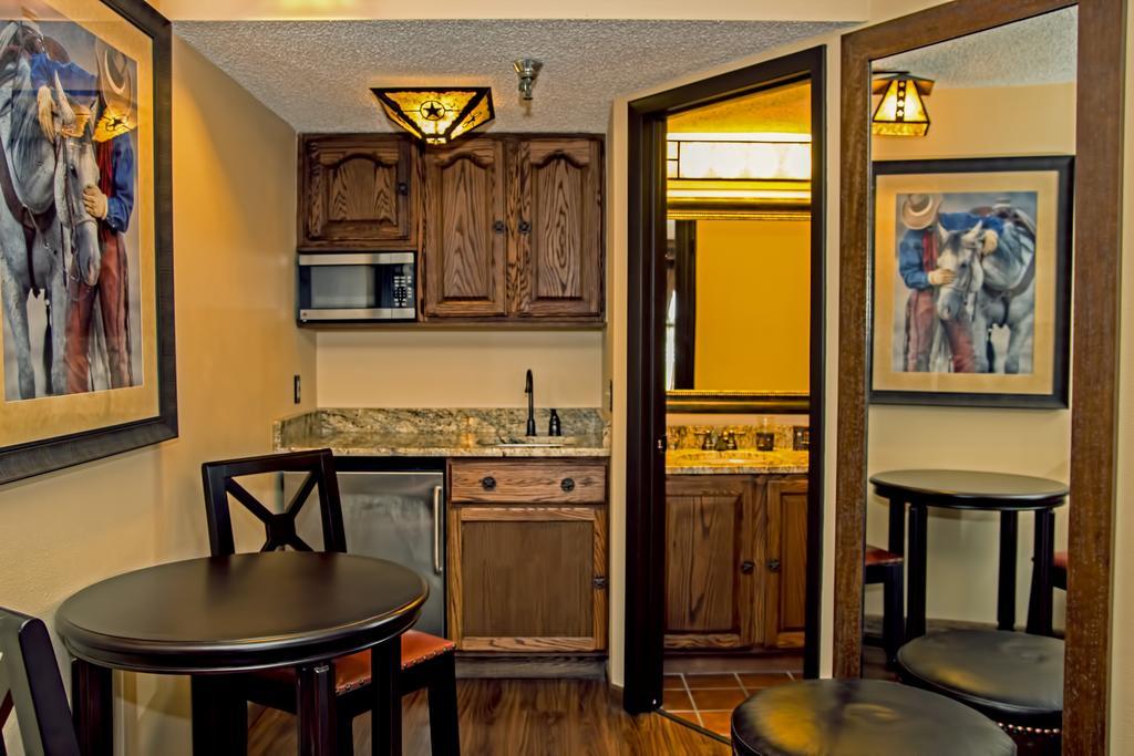 Westgate River Ranch Resort & Rodeo Экстерьер фото